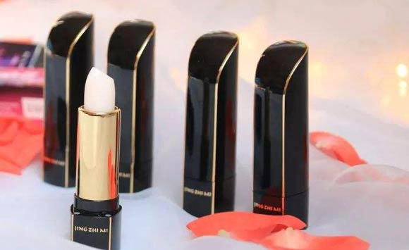 潤唇膏在使用中最易發(fā)生得就是易折斷,那么,潤唇膏的折斷力怎么檢測呢--濟南賽成儀器 潤唇膏在使用中最易發(fā)生得就是易折斷,那么,潤唇膏的折斷力怎么檢測呢--濟南賽成儀器